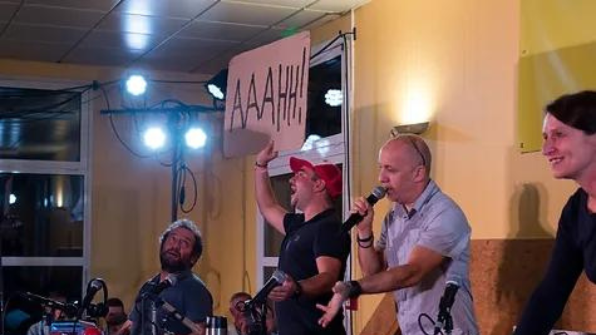 Moi alice arinthod spectacle conte compagnie megastars idéklic festival de bouche à oreille Jura manifestation culturelle 2023