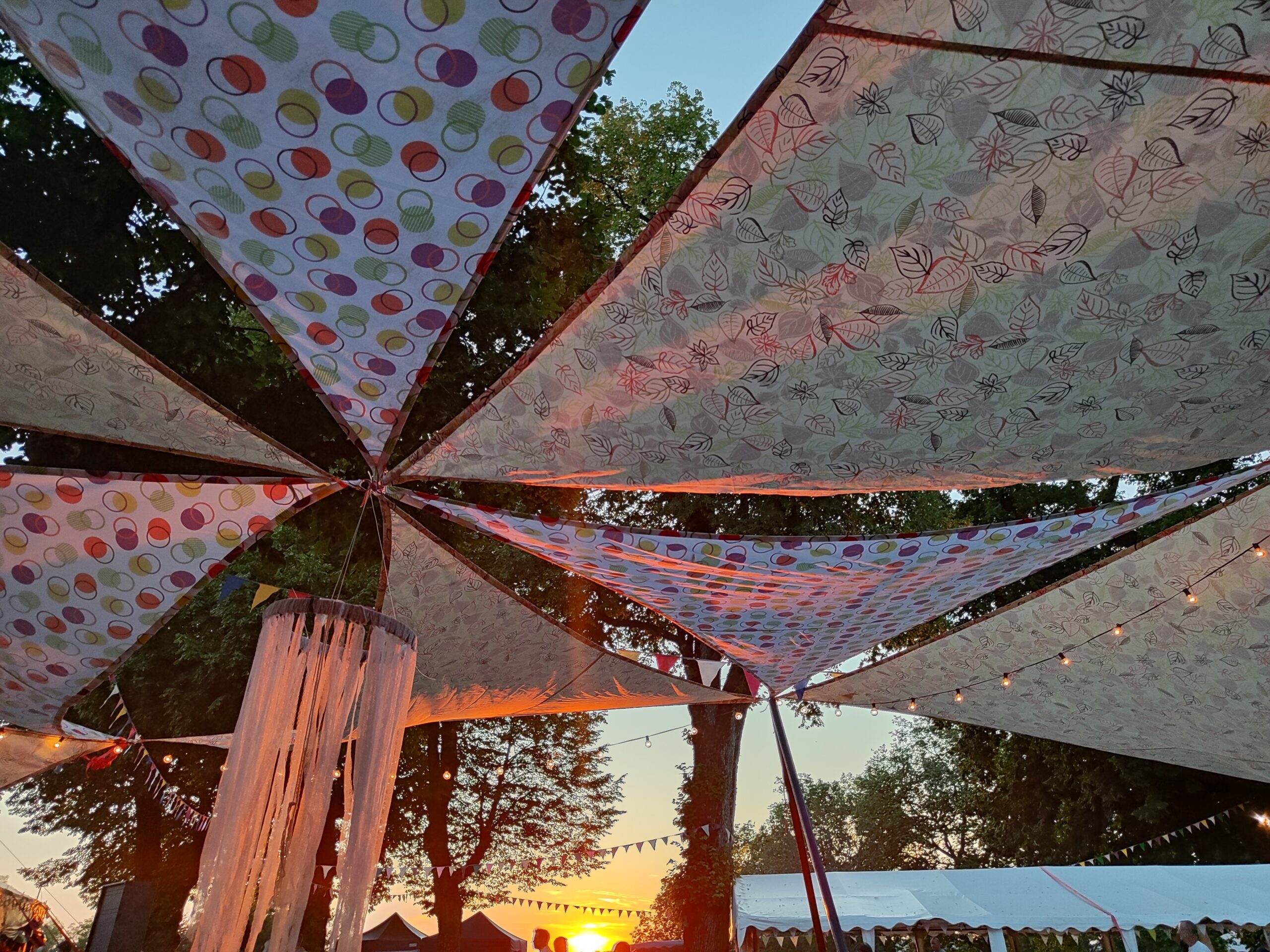 festival de bouche à oreille jura orgelet festival-jura concerts spectacles agenda programmation atelier jura local orgelet arinthod petite montagne tourisme lacs chorale rock funk vocal théâtre de rue cirque clown animations bénévoles bénévolat musique juillet 2025 été